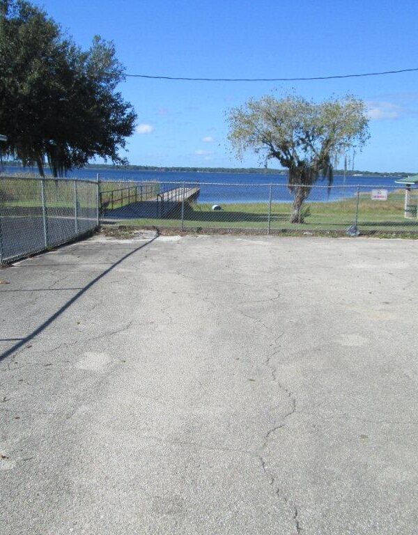 Lake Clinch Park